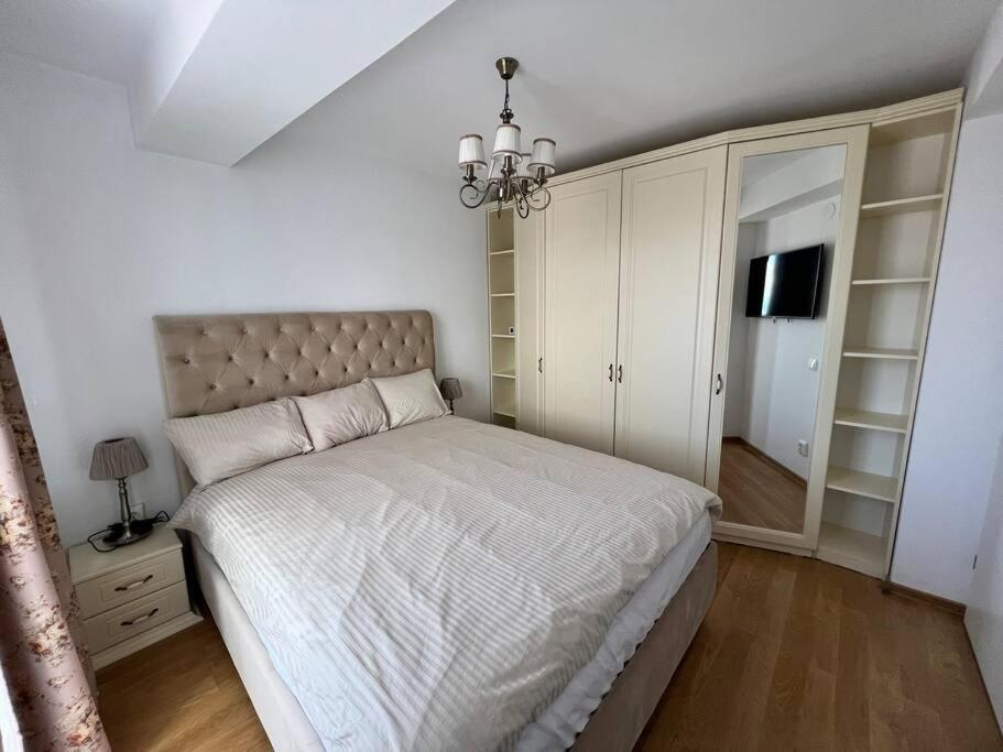 Central Apartment With Panoramic View 布拉索夫 外观 照片